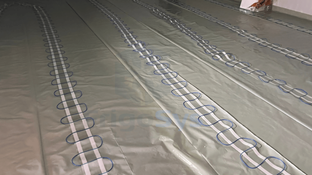 Floor heating for cold room